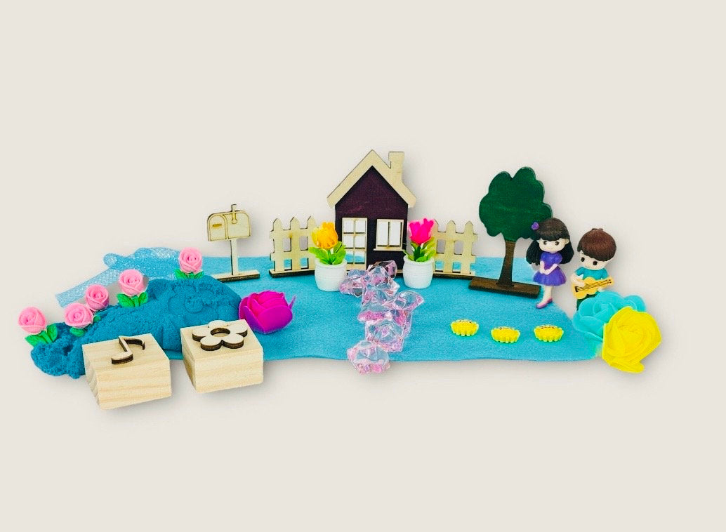 Play House Sensory Kit, Doll House Play Dough Busy Box, House Activity Bin, Birthday Gift for Girls, Music Kinetic Sand Kit