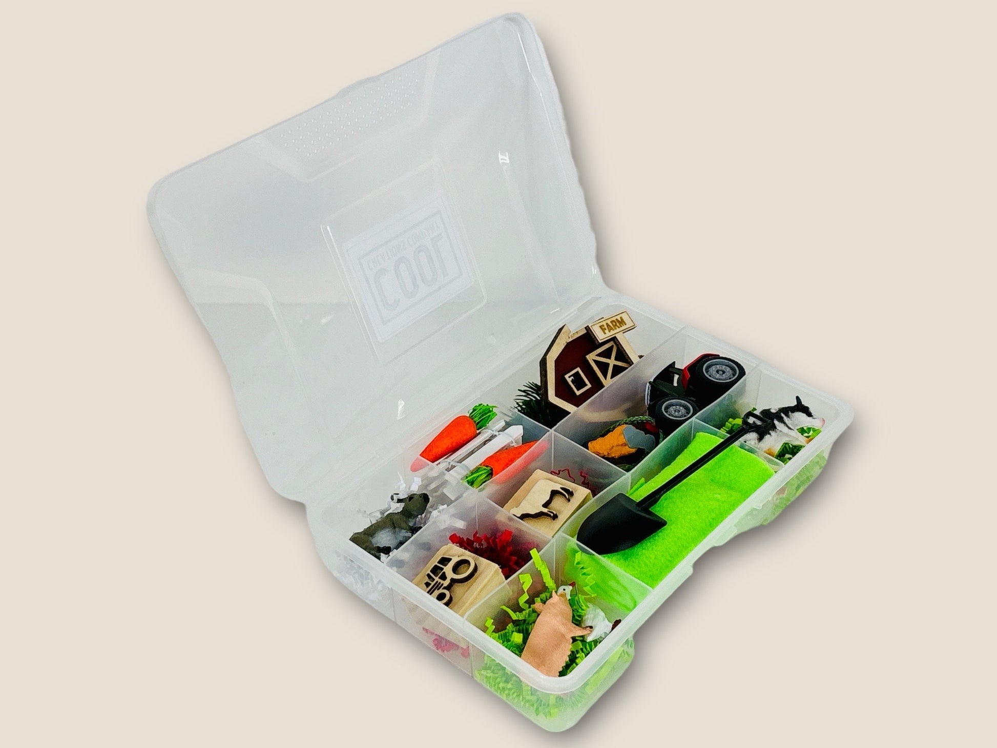 Farm Sensory Play Dough Kit, Farm Animal Busy Box, Farm Activity Boxes for Boys, Birthday gifts for Children, Kinetic Sand Kits